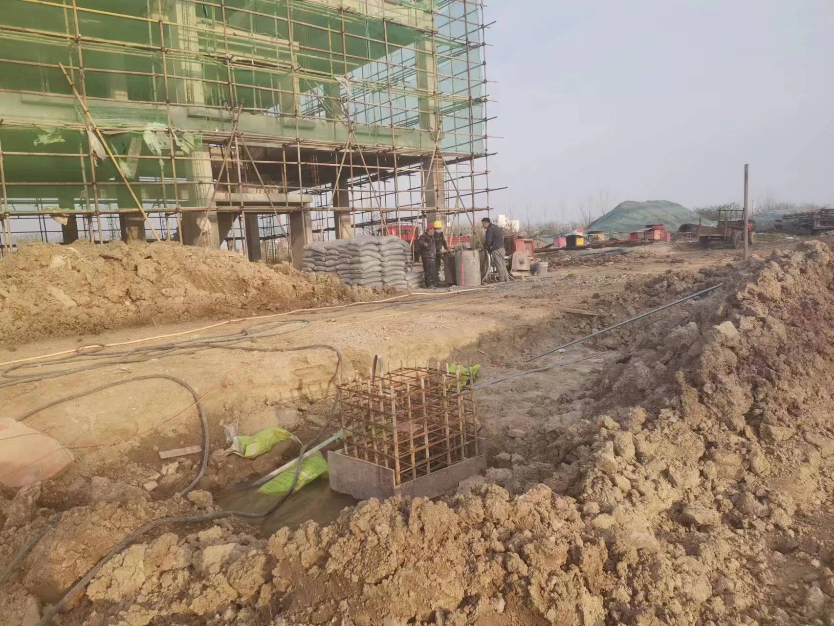 木鱼镇当桥梁出现裂缝的时候应该及时加固修补